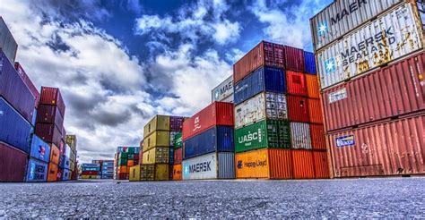 how to rent a container to ship overseas